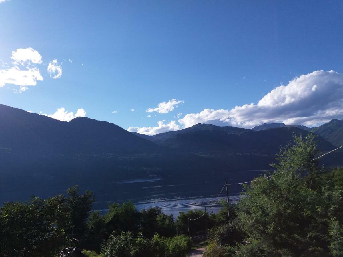 Lago D'Orta Appartamento Con Vista Pettenasco Exterior photo