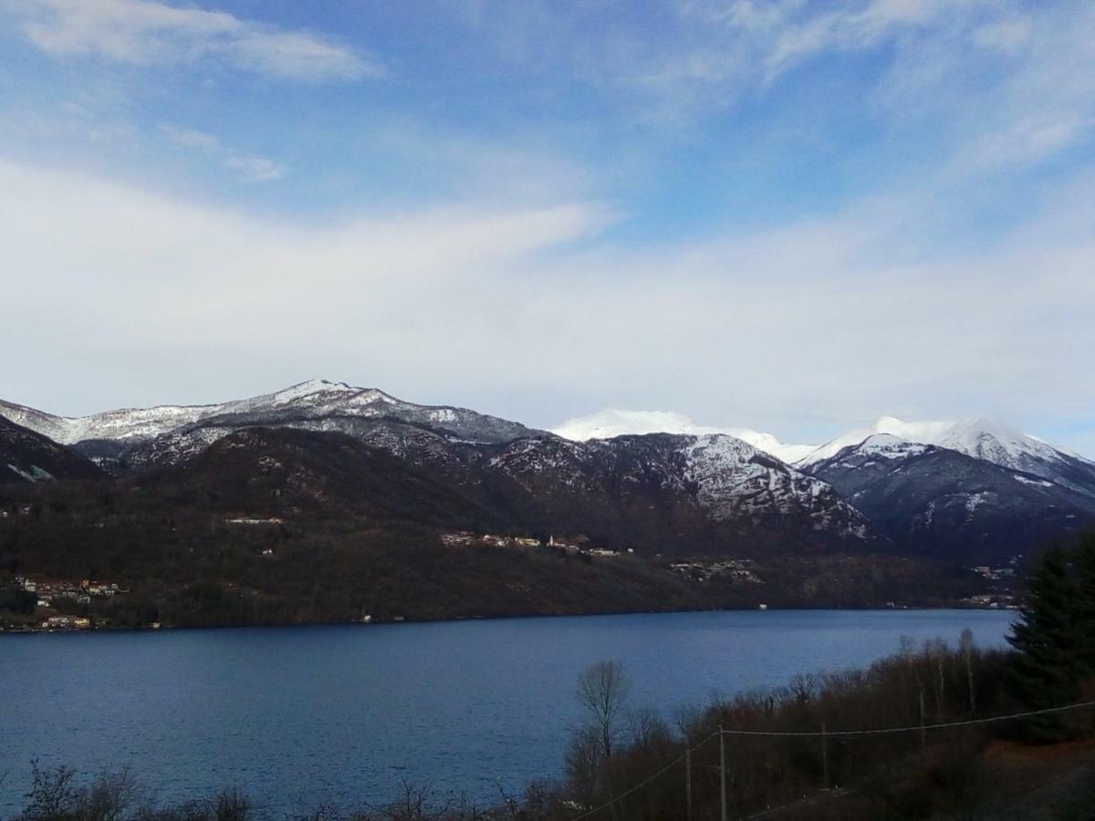 Lago D'Orta Appartamento Con Vista Pettenasco Exterior photo