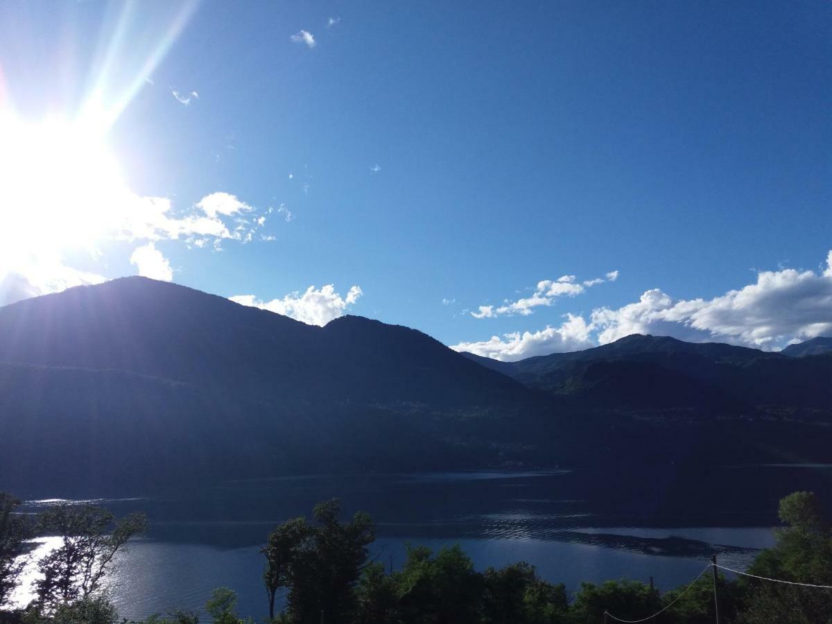 Lago D'Orta Appartamento Con Vista Pettenasco Exterior photo