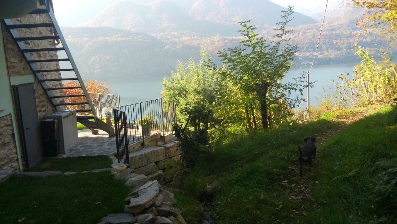 Lago D'Orta Appartamento Con Vista Pettenasco Exterior photo
